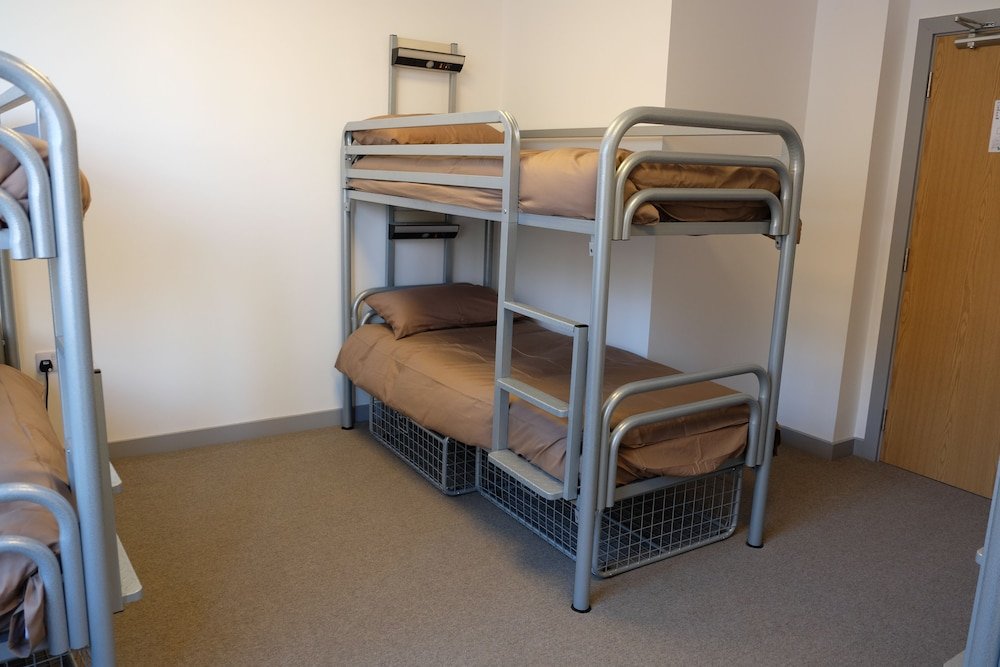 Фото Black Isle Bar and Rooms