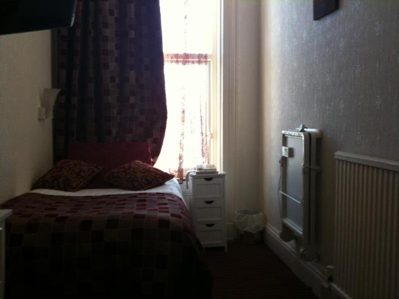 Фото Balmoral Lodge Hotel