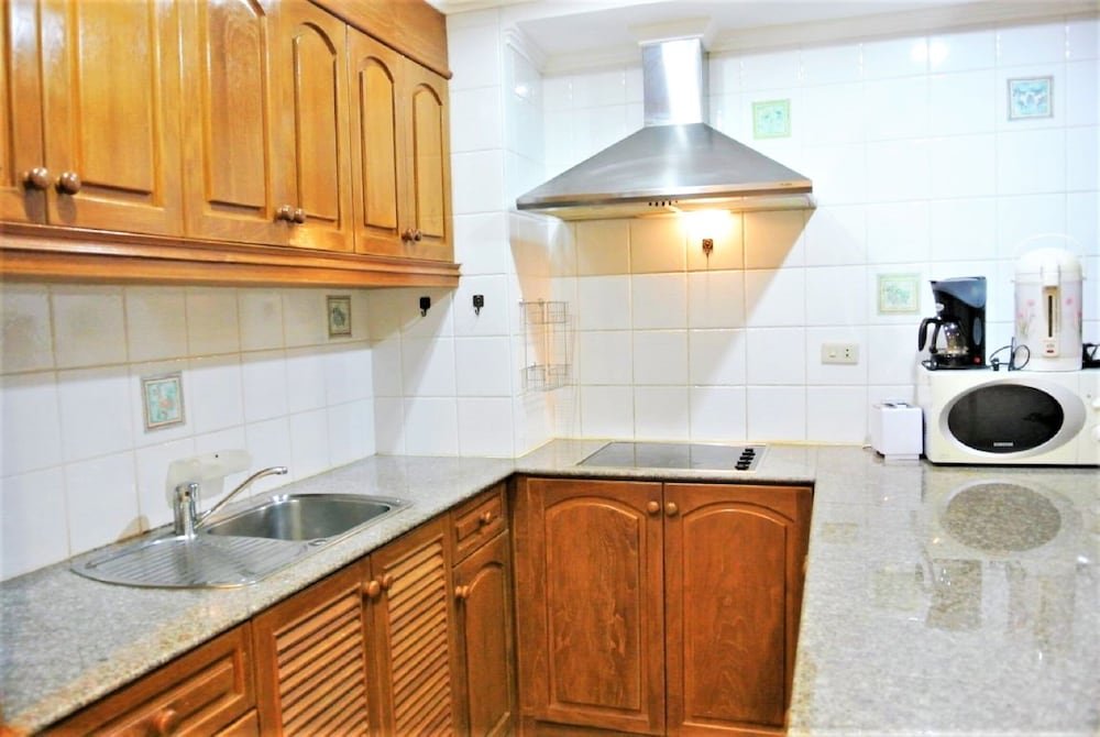 Фото Spacious 1 Bedroom at View Talay 2 Pattaya
