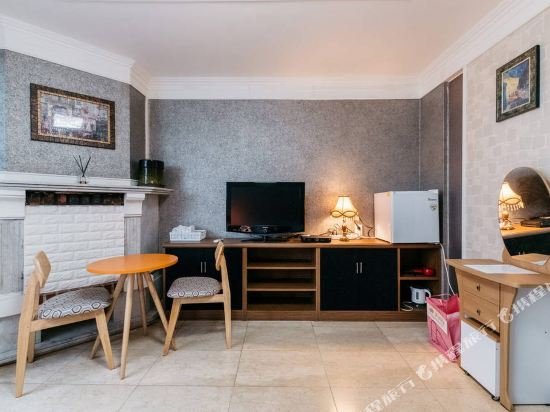 Фото Gold Hill Guesthouse - Hostel