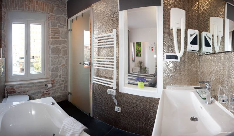 Фото Authentic Luxury Rooms