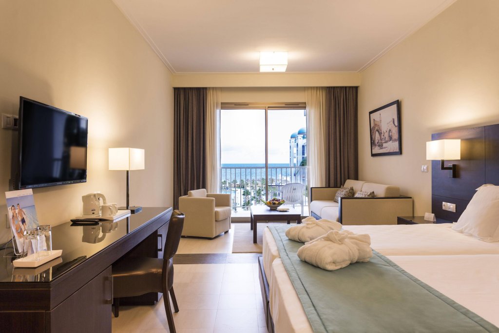 Фото Barcelo Concorde Green Park Palace