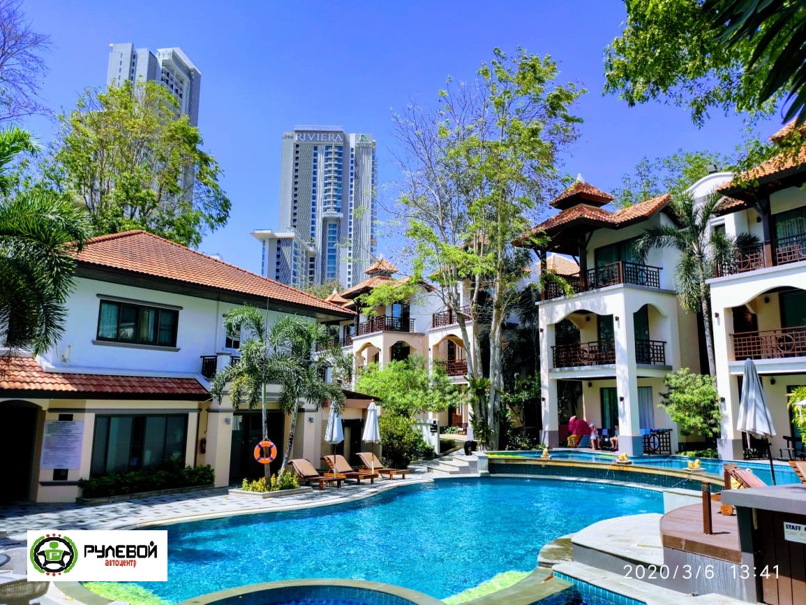 Фото отеля 1