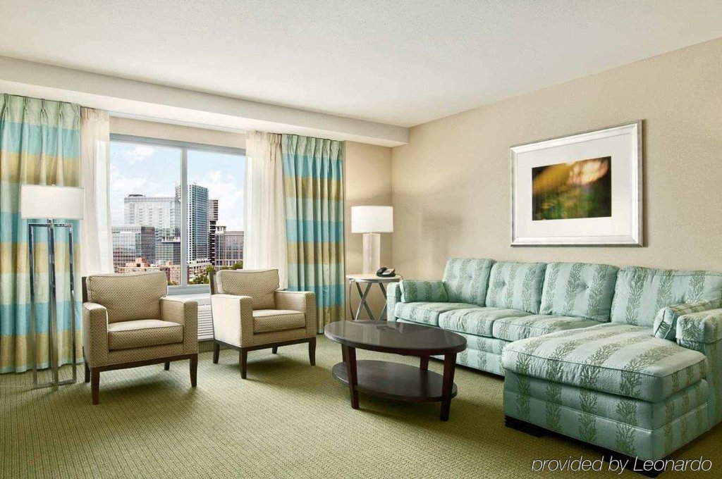 Фото Hilton Garden Inn Atlanta Downtown