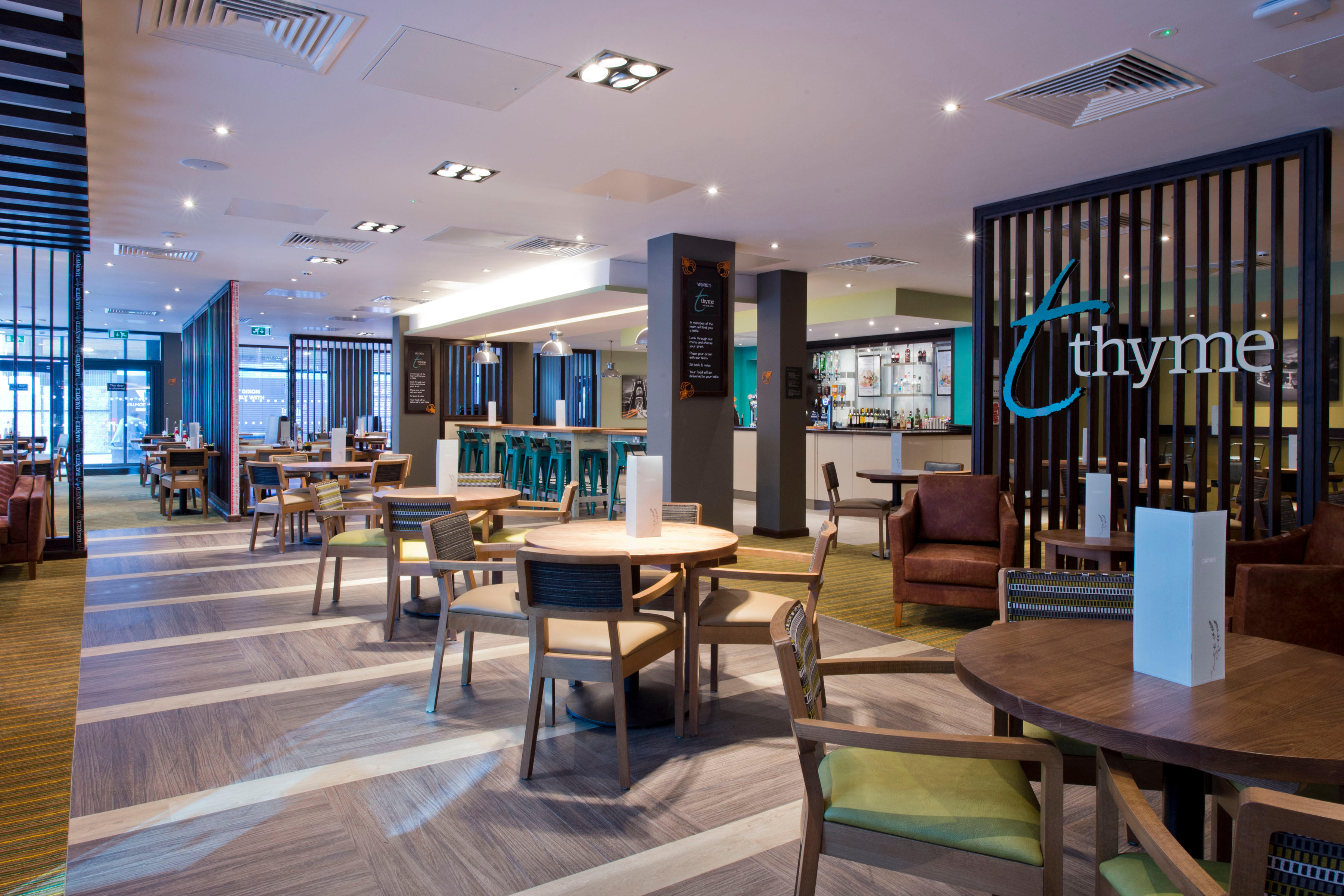 Фото Premier Inn Bristol City Centre Finzels Reach