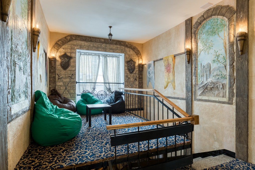 Фото Винтерфелл Курский вокзал