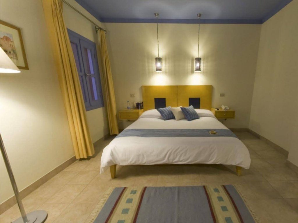 Фото Captain's Inn