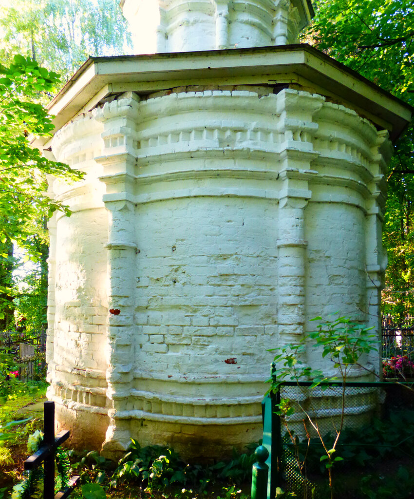 Chapel, memorial cross Chasovnya Mikhaila Chernigovskogo na Pereslavskom kladbishche, Pereslavl‑Zalesskiy, photo