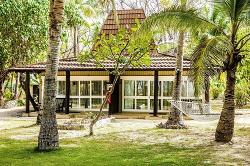 Гостиница Treasure Island Resort на Фиджи