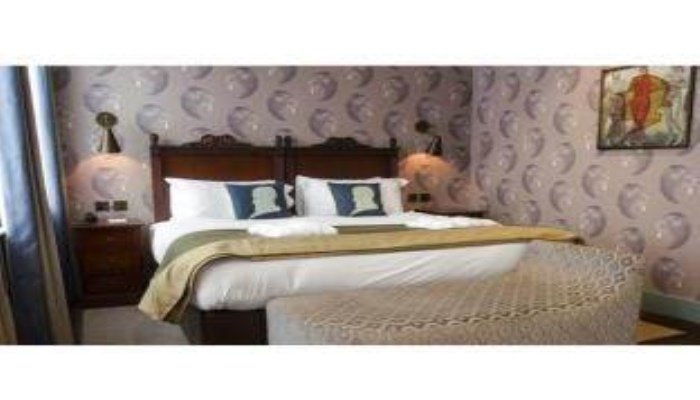 Фото Morton Hotel