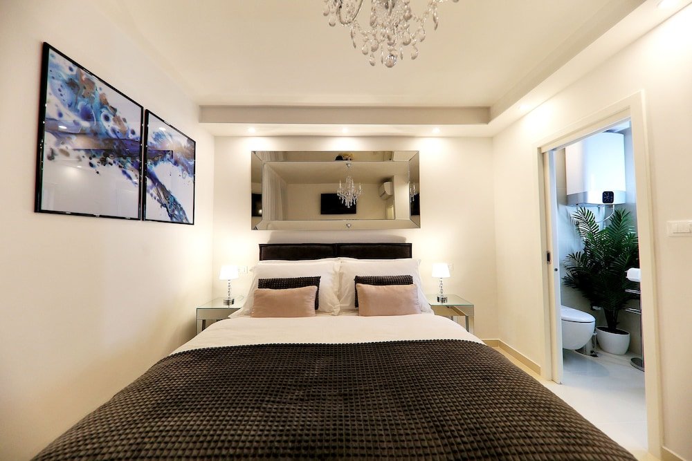 Фото Pyrotima Apartments