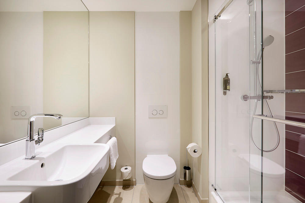 Фото 84233824402