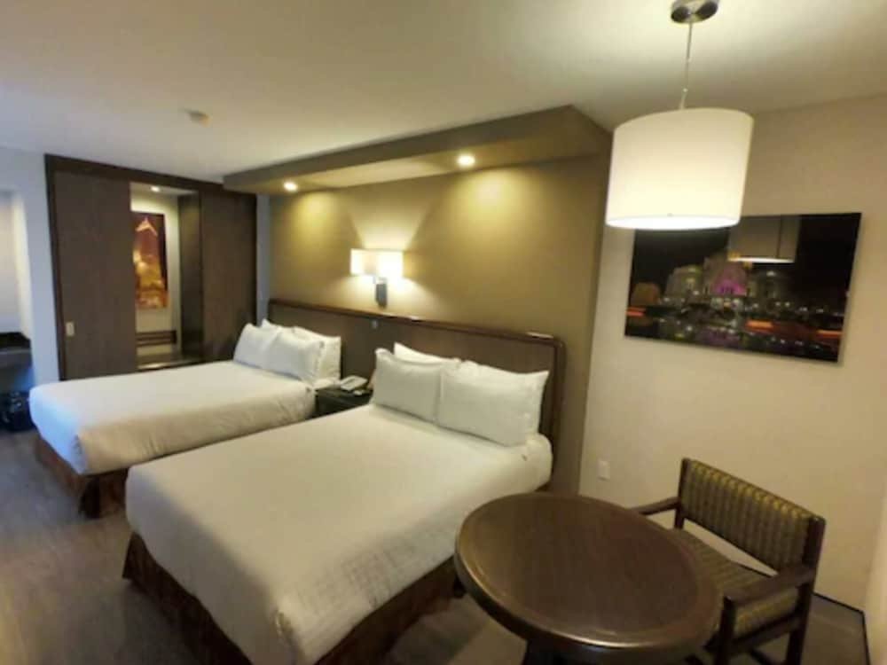 Фото Hotel Metropol