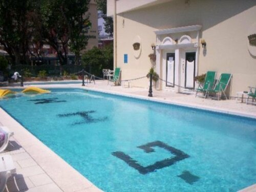 Гостиница Hotel Maremonti в Габичче-Маре