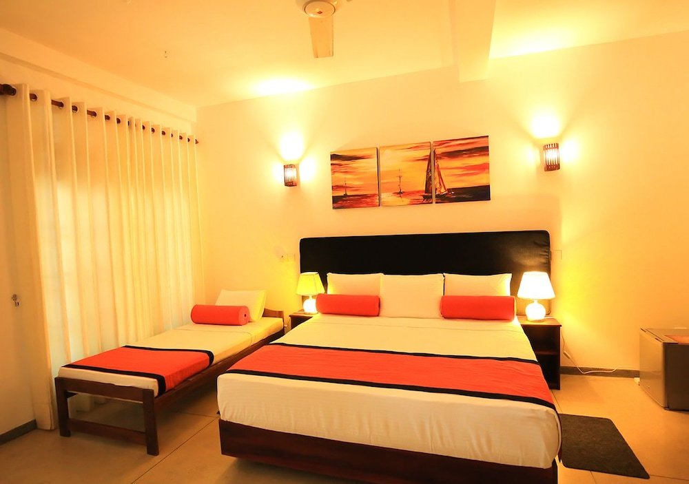 Фото Celestial Inn