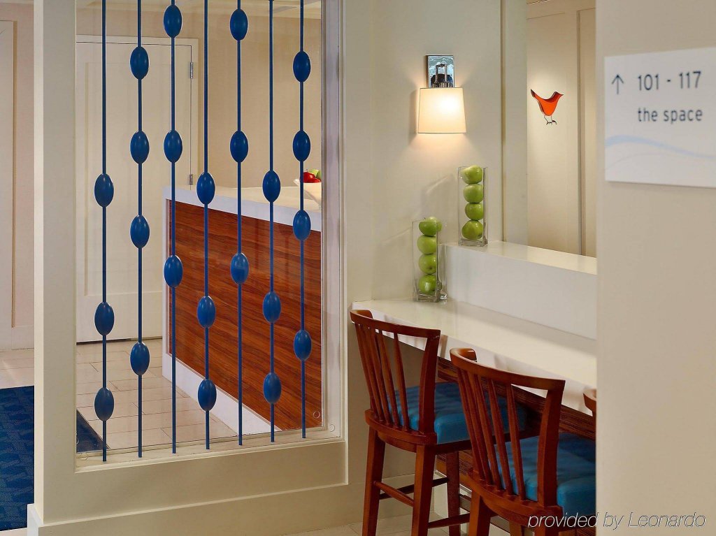 Фото Sonesta Es Suites Burlington Boston