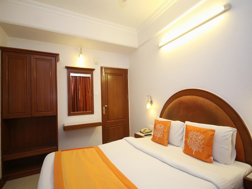 Фото Oyo 765 Hotel Sunil Residency