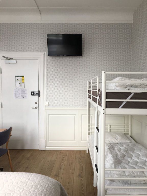 Фото Halmstad Hotell & Vandrarhem Kaptenshamn