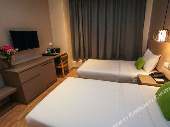 Фото Champion Hotel