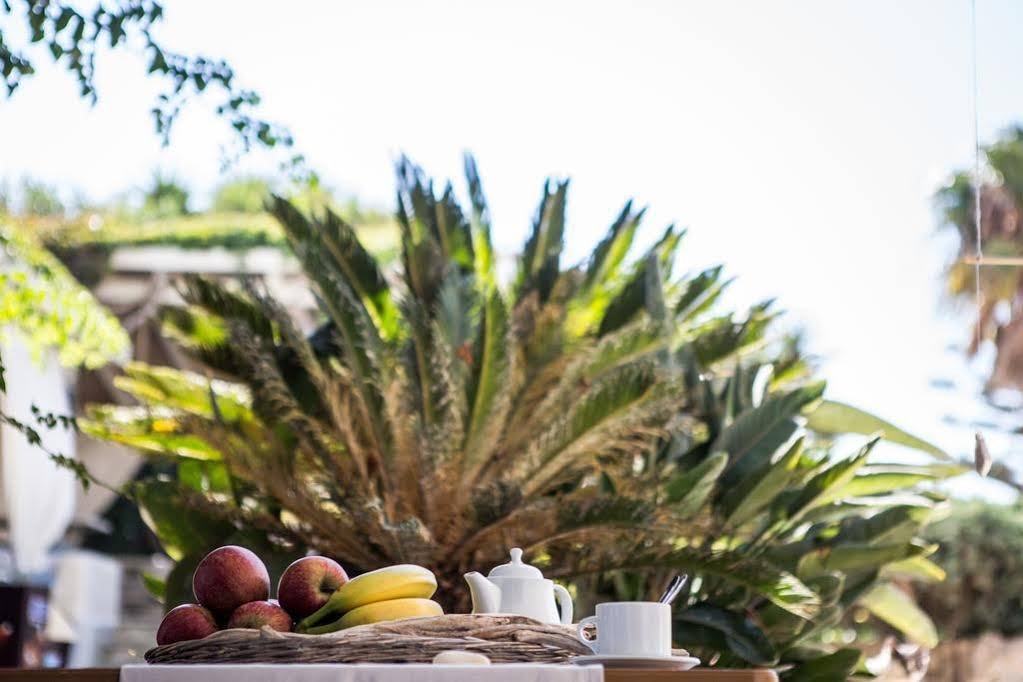 Фото Athina Studios & Suites