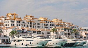 SUNLIGHT Villas EN Marbella Con Piscina Privada Para Familia Cerca Playa