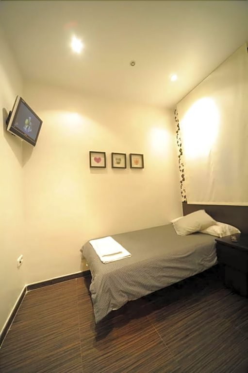 Фото Ch Lemon Rooms - Madrid