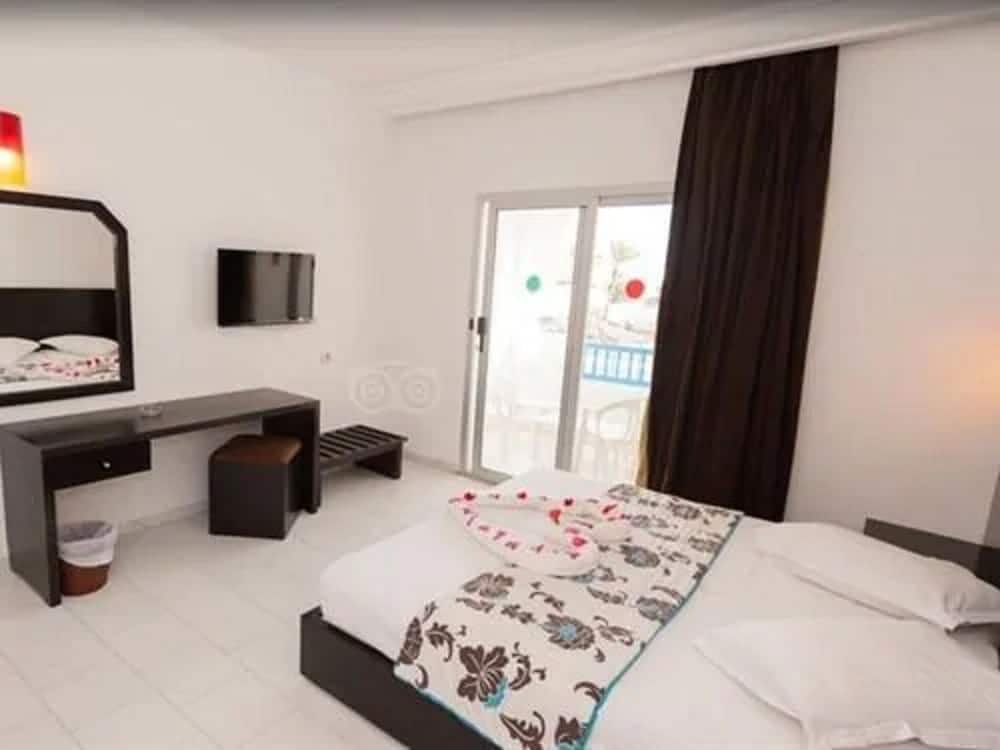 Фото Hotel Cedriana