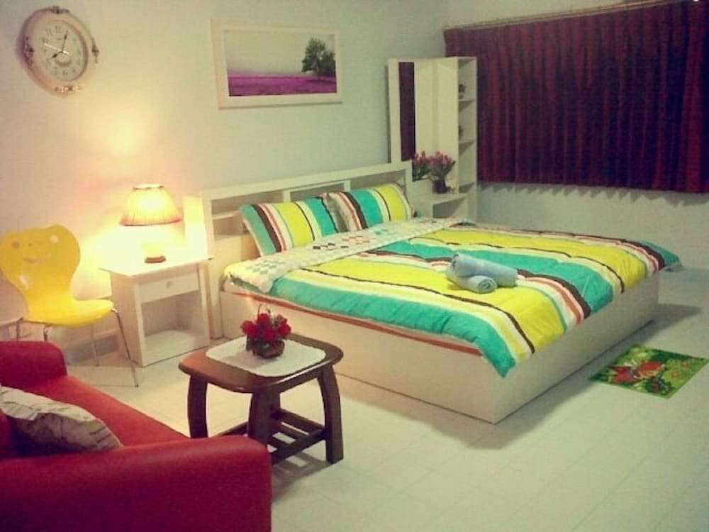 Short-term housing rental Donmuang - Impact Condo Service, Bangkok, photo