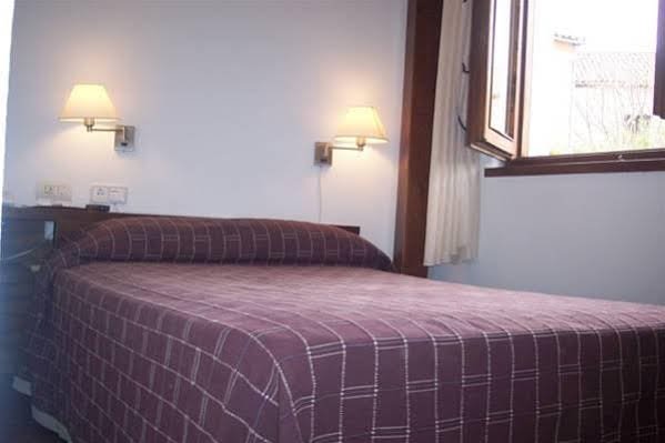 Фото Microtel Placentinos