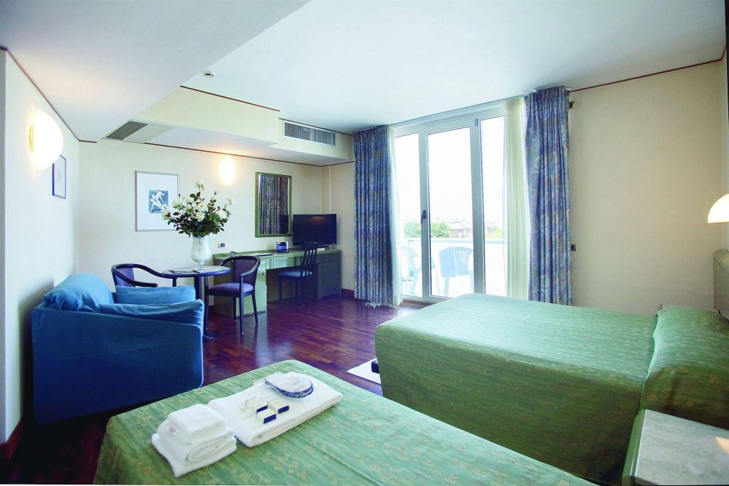 Фото Hotel Royal