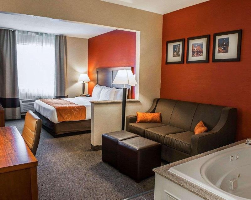 Фото Quality Suites Ne Indianapolis Fishers