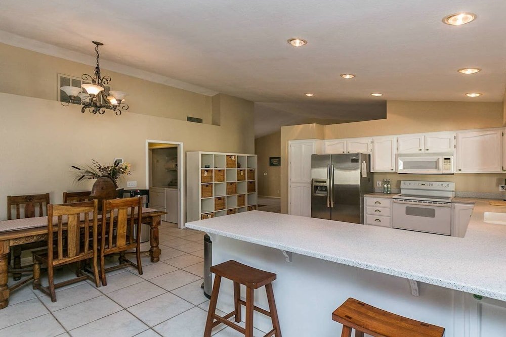 Фото North Phoenix 6 Bedroom With Guest House & Pool!