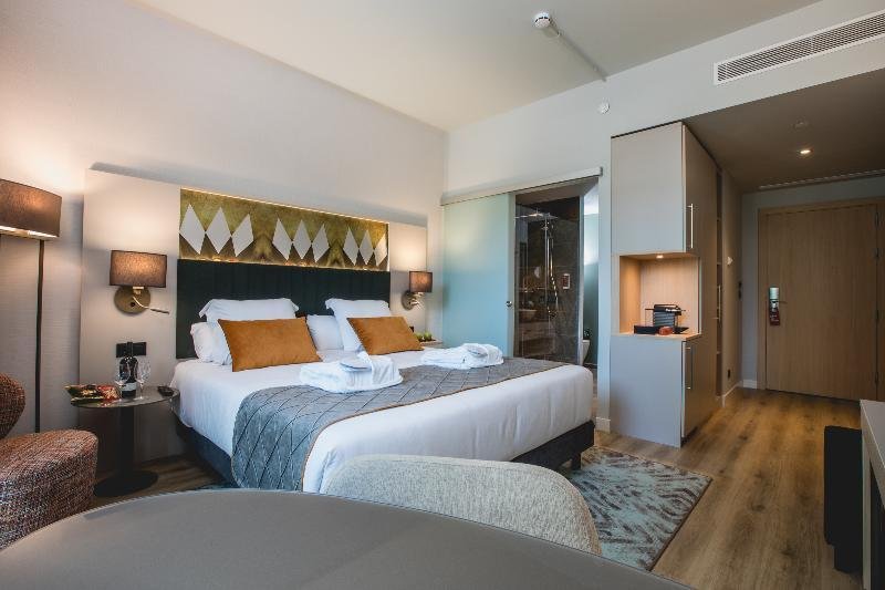 Фото Leonardo Royal Hotel Barcelona Fira