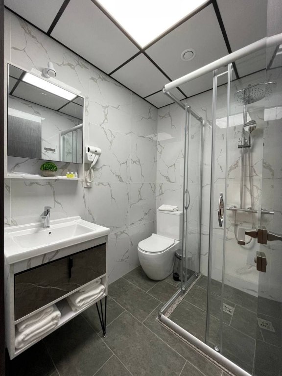 Фото Alpha Plaza