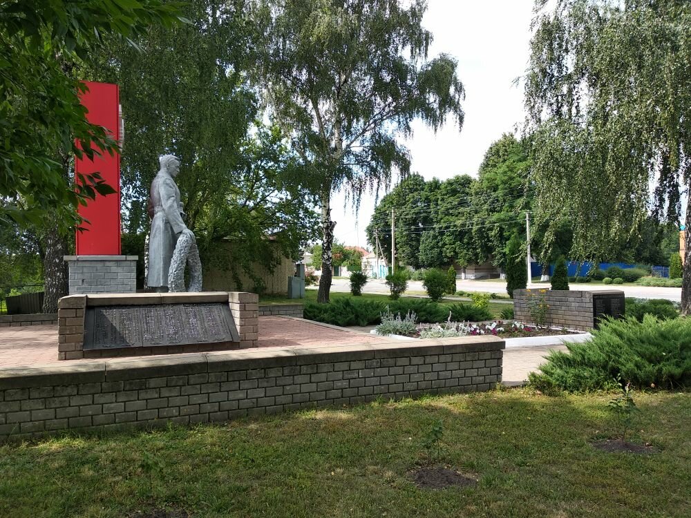 Памятник, мемориал Братская могила советских воинов, Белгородская область, фото