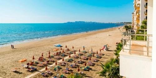 Гостиница Hotel Mali i Robit