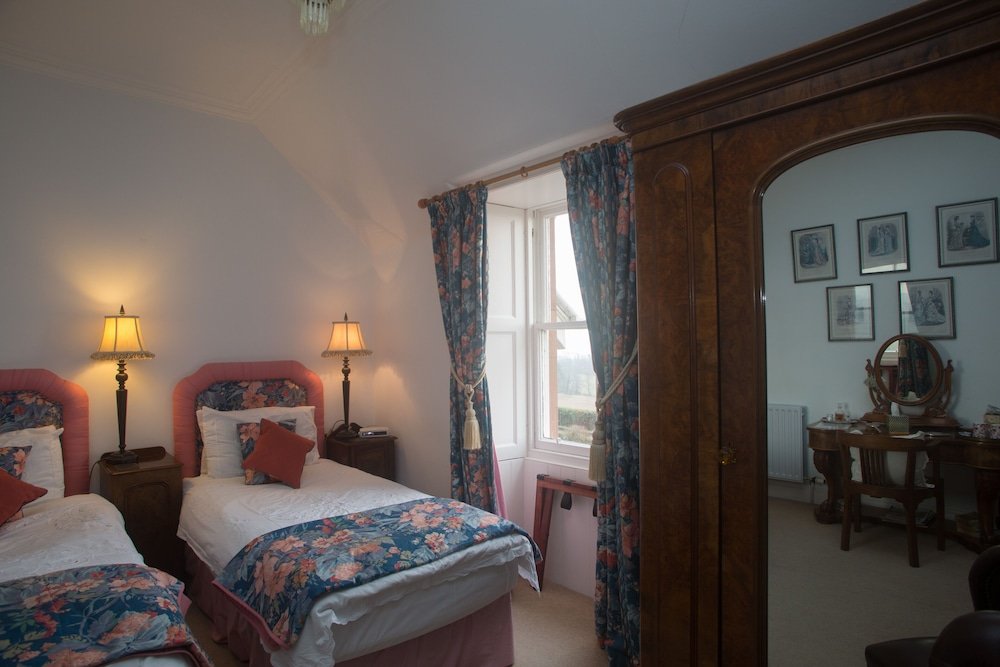 Фото Clint Lodge Cottage