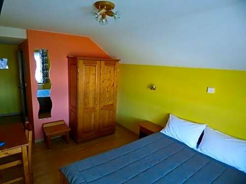 Гостиница Hotel Restaurant Du Chalet в Сене-Дье-де-Во