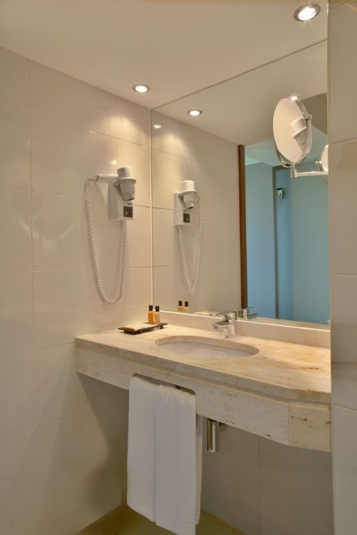 Фото Turim Luxe Hotel