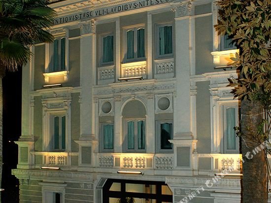 Фото Hotel Flora