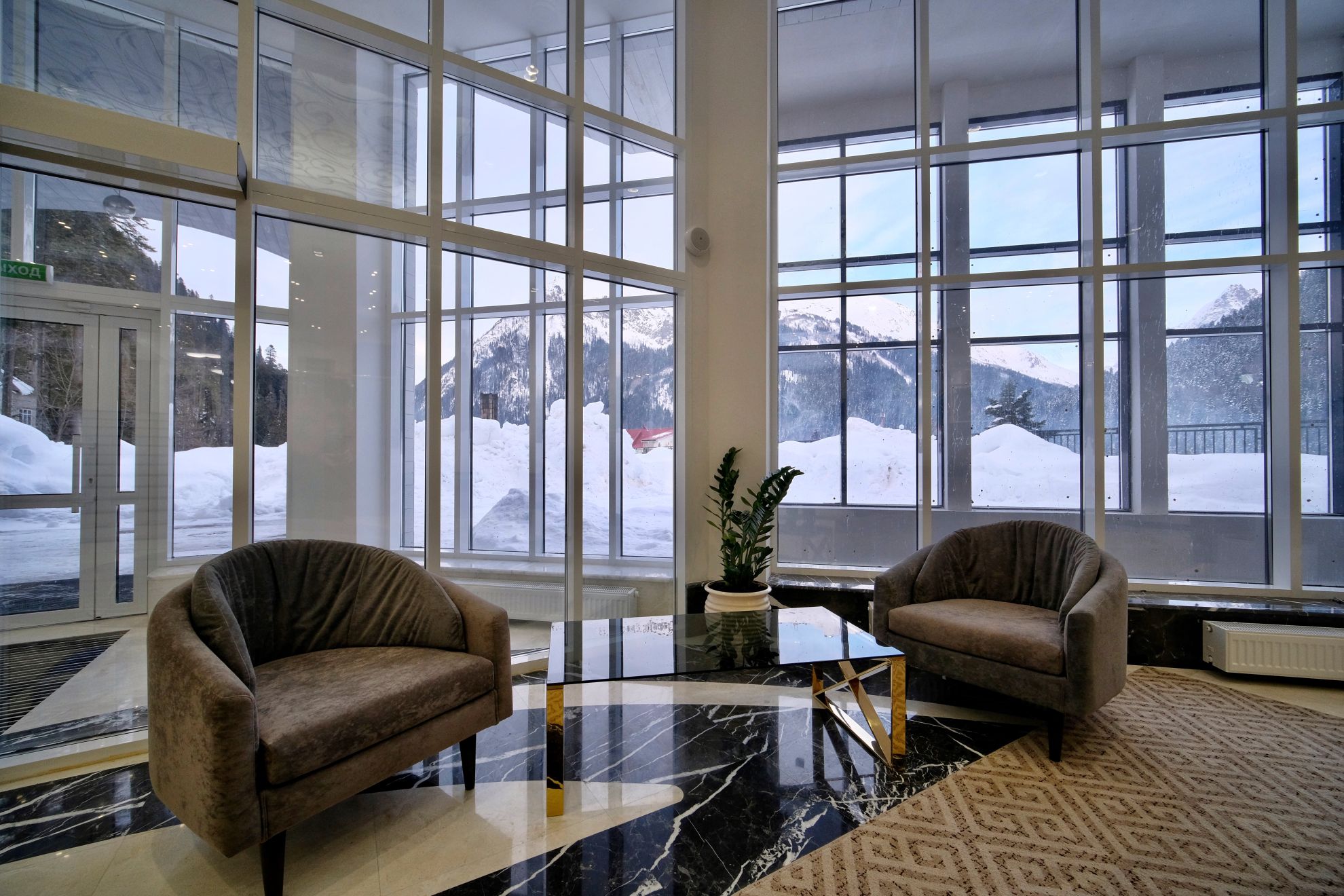 Фото Cosmos Selection Dombay Diamond