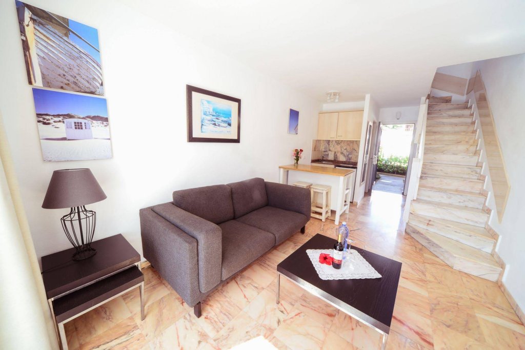 Фото Vista Bonita Gay & Lesbian only Resort