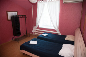 Гостиница Ё (Kamen-na-Obi, ulitsa Revolyutsii, 107), hotel