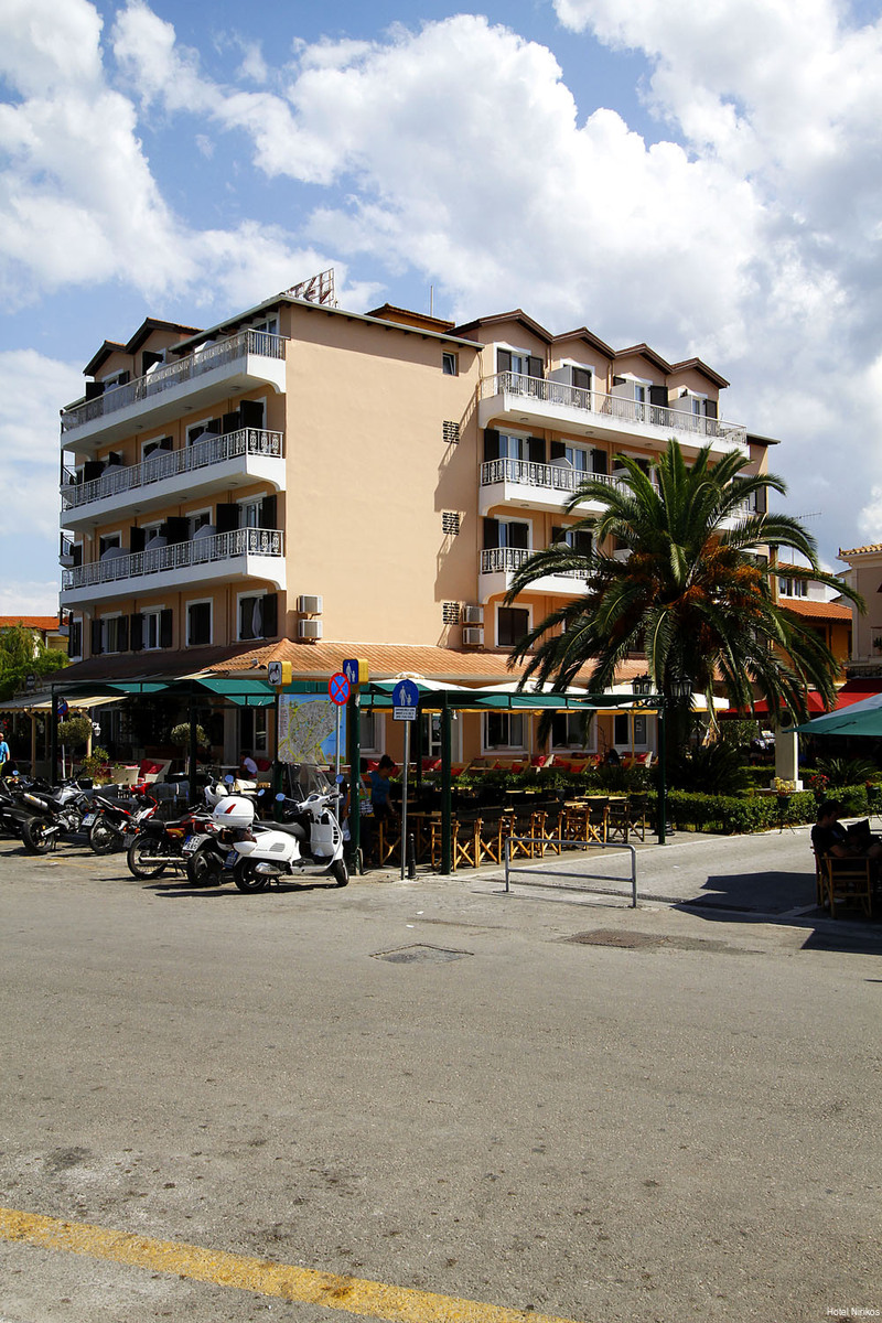 Фото Nirikos Hotel