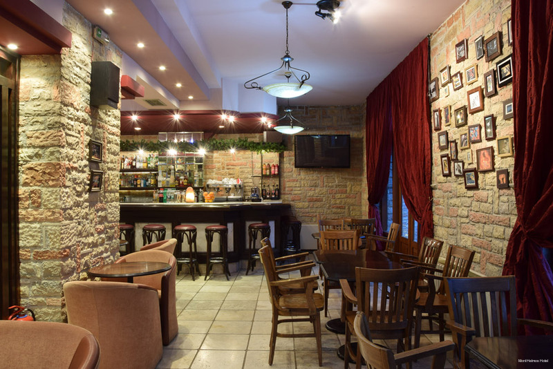 Фото Mont Helmos Hotel
