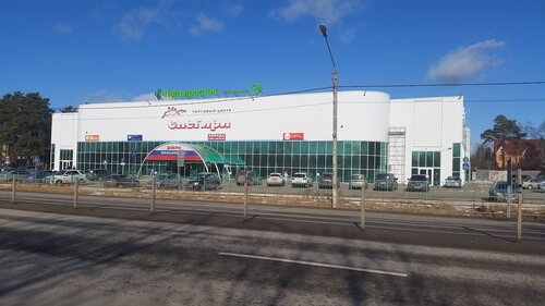 Centro comercial Snegiri, , foto