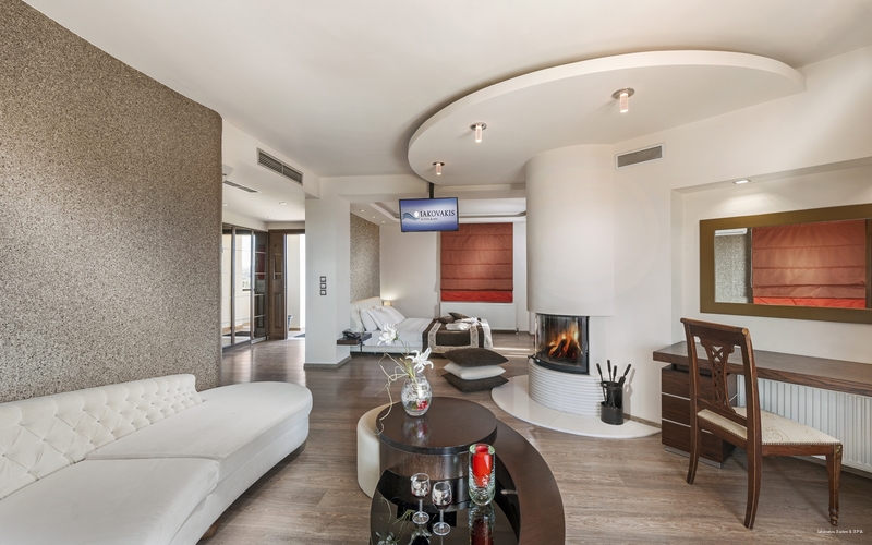 Фото Iakovakis Suites & SPA