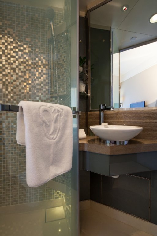 Фото Rosedale Hotel Kowloon