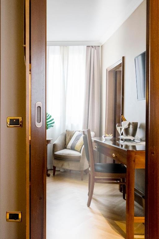 Фото Hotel Accademia