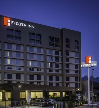 Гостиница Fiesta Inn Monterrey Valle в Монтеррее